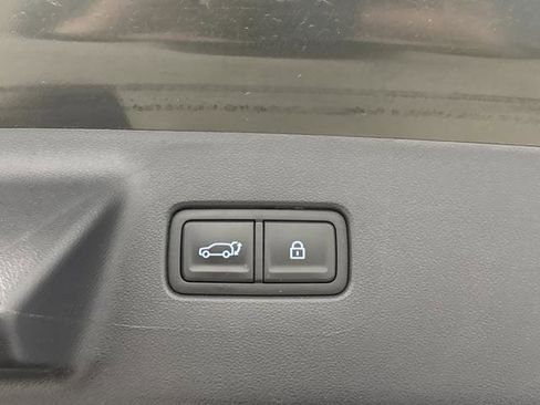 Used 2024 Hyundai Santa Fe Limited image 16