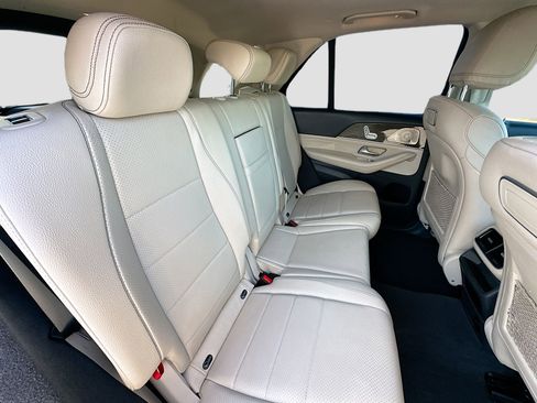 Used 2020 Mercedes-Benz GLE 350 4MATIC image 30