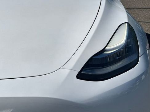 Used 2021 Tesla Model Y Long Range image 48