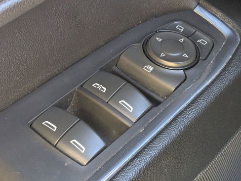 Used 2025 Chevrolet Silverado 1500 LT image 25