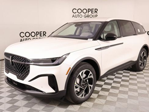 New 2026 Lincoln Nautilus Premier w/ Jet Appearance Package AWD/4WD image 11
