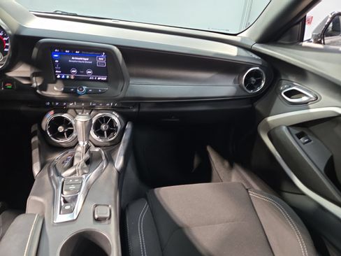 Used 2020 Chevrolet Camaro LT RWD image 11
