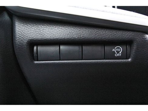 New 2026 Nissan Kicks SV FWD image 14