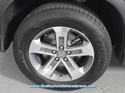 Used 2024 Honda Pilot EX-L image 11