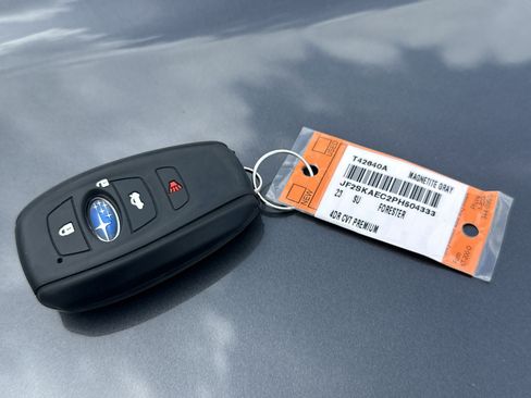 Used 2023 Subaru Forester Premium AWD/4WD image 36