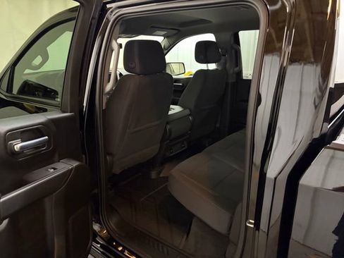 Used 2023 Chevrolet Silverado 1500 Custom AWD/4WD image 17