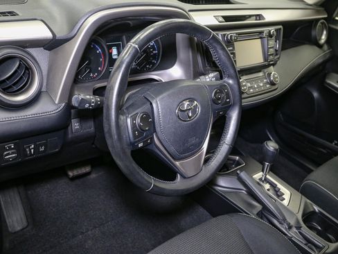 Used 2017 Toyota RAV4 XLE image 22