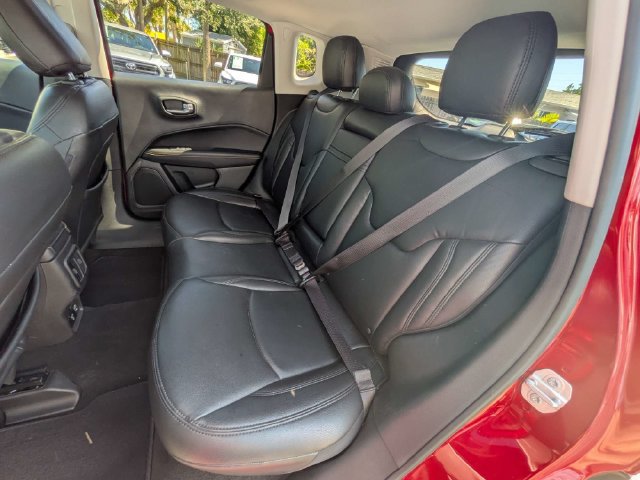 Used 2019 Jeep Compass Latitude w/ Popular Equipment Group FWD image 13