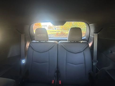 Used 2024 Cadillac XT6 Luxury w/ LPO, Floor Liner Package image 27