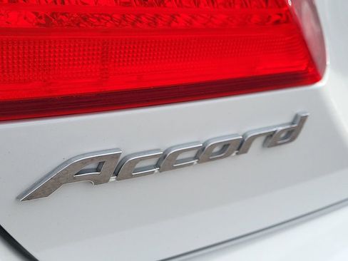 Used 2015 Honda Accord EX image 14