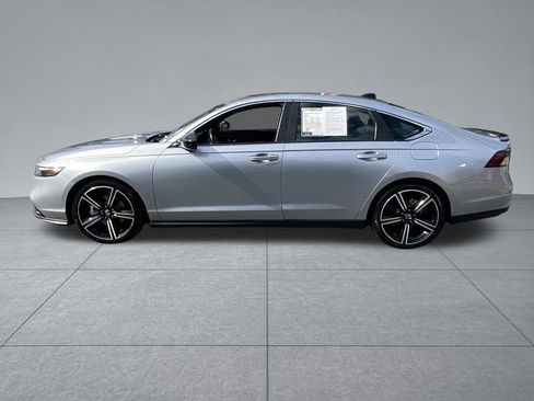 Used 2024 Honda Accord Sport image 4