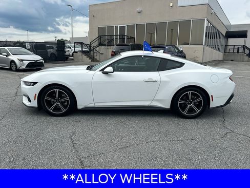 Certified 2024 Ford Mustang Coupe RWD image 9