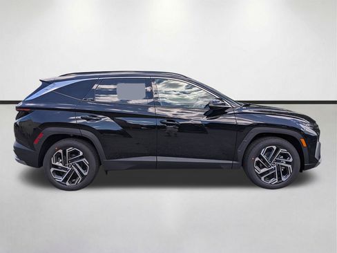 New 2026 Hyundai Tucson Limited FWD image 4