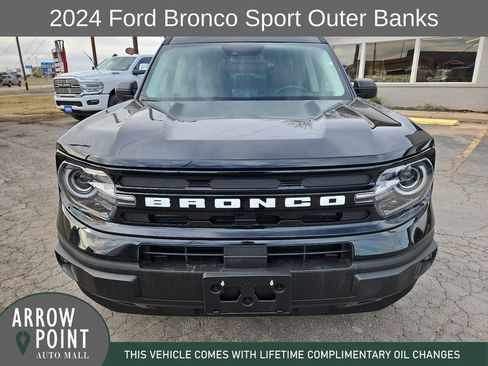Used 2024 Ford Bronco Sport Outer Banks w/ Tech Package image 3