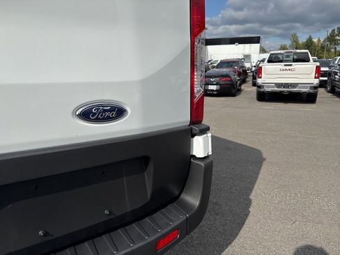 Used 2023 Ford Transit 250 Low Roof w/ Exterior Upgrade Package image 25