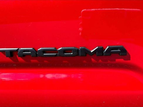 Used 2021 Toyota Tacoma TRD Sport w/ TRD Premium Sport Package image 33