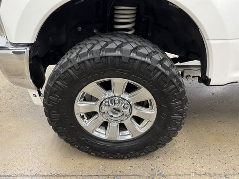 Used 2017 Ford F350 Lariat w/ Lariat Ultimate Package AWD/4WD image 7