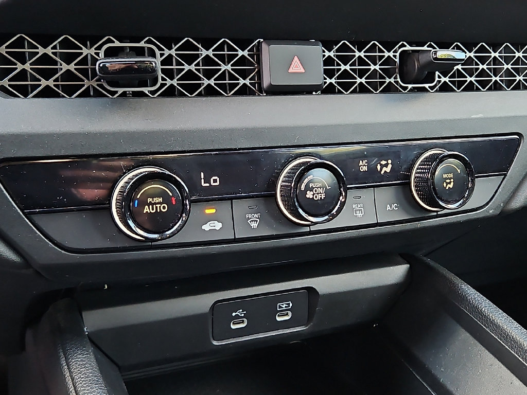 Used 2023 Honda Accord LX image 17