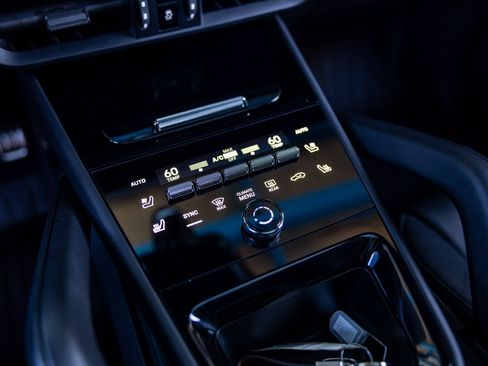 Certified 2024 Porsche Cayenne S AWD/4WD image 58