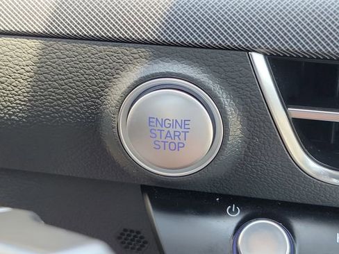 Used 2025 Hyundai Sonata SEL FWD image 11