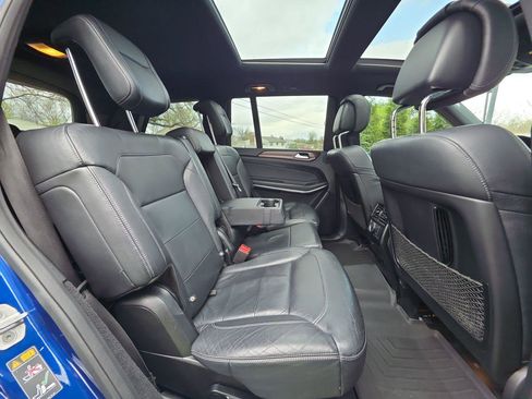 Used 2017 Mercedes-Benz GLS 550 4MATIC image 7