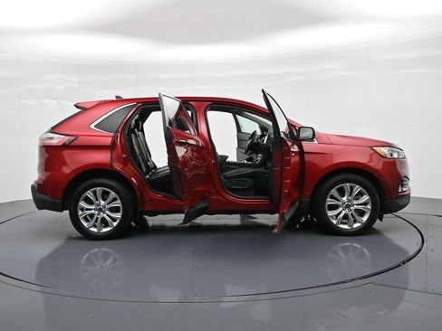 Used 2022 Ford Edge Titanium AWD/4WD image 22