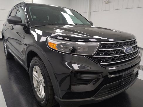 Used 2022 Ford Explorer XLT AWD/4WD image 14