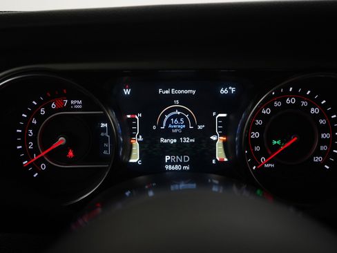 Used 2019 Jeep Wrangler Unlimited Rubicon AWD/4WD image 28