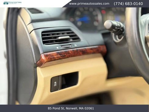 Used 2012 Honda Crosstour EX-L image 27