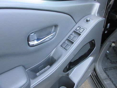 Used 2022 Nissan Frontier PRO-4X w/ Pro-4X Premium Package image 31