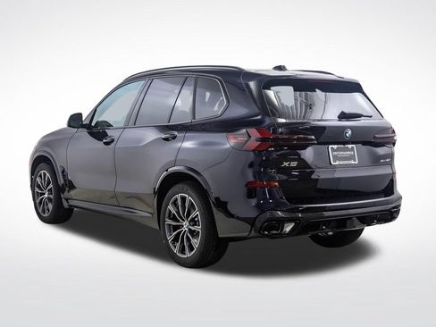 New 2026 BMW X5 xDrive40i w/ M Sport Package AWD/4WD image 3