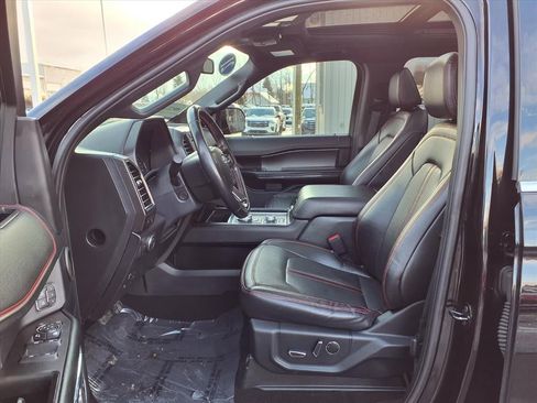 Used 2021 Ford Expedition Limited image 16