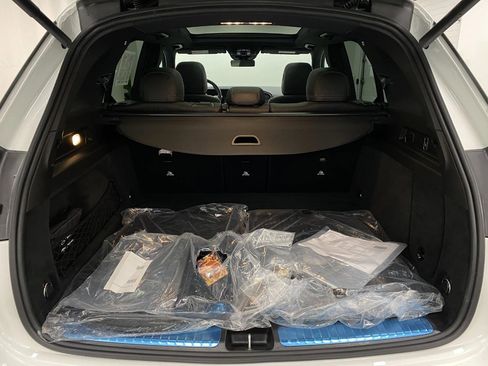 Certified 2026 Mercedes-Benz GLE 53 AMG 4MATIC image 6