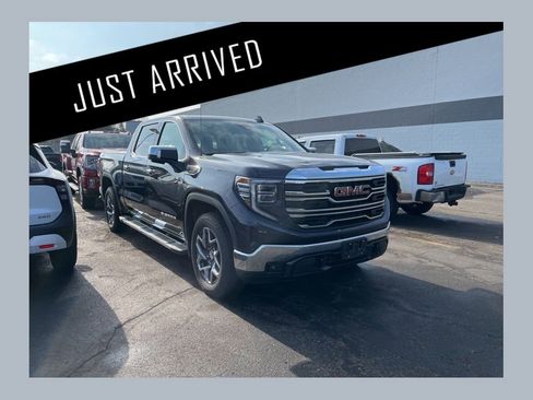 Used 2023 GMC Sierra 1500 SLT w/ SLT Premium Package image 1