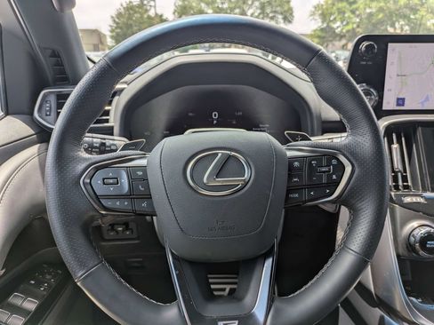 Used 2026 Lexus LX 600 F Sport w/ Accessory Package (Z1) AWD/4WD image 20