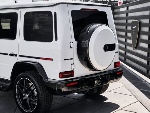 Used 2026 Mercedes-Benz G 63 AMG 4MATIC image 11