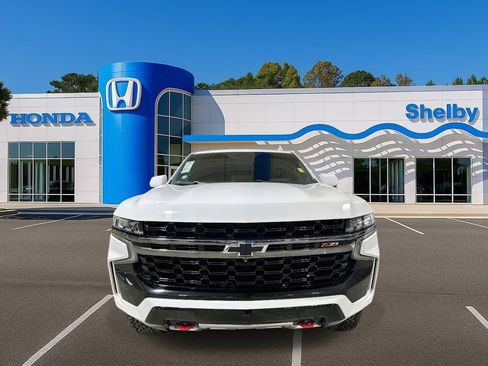 Used 2022 Chevrolet Tahoe Z71 w/ Off-Road Capability Package image 3