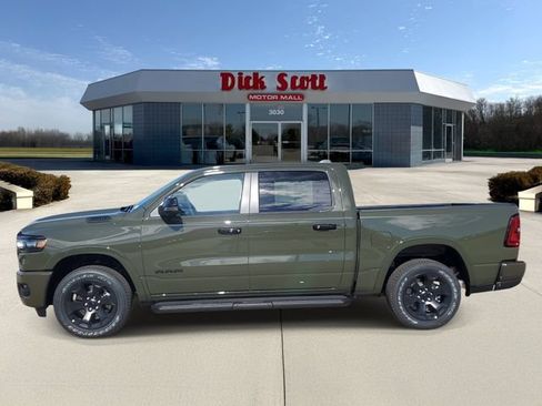 New 2026 RAM 1500 Big Horn AWD/4WD image 5