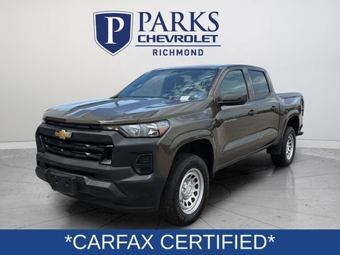 Used 2023 Chevrolet Colorado W/T RWD image 3