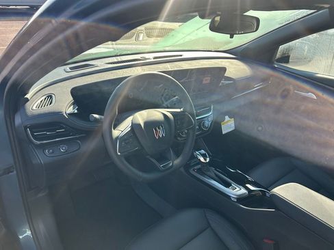 New 2026 Buick Envista Sport Touring FWD image 18
