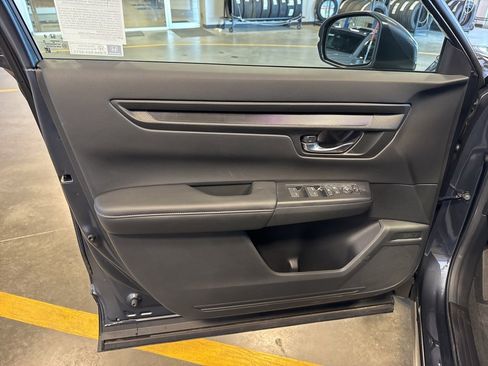 New 2025 Honda CR-V LX image 18