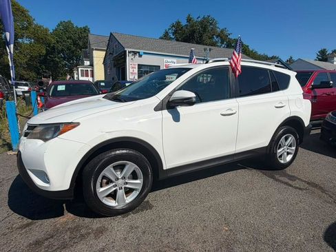 Used 2014 Toyota RAV4 XLE AWD/4WD image 10