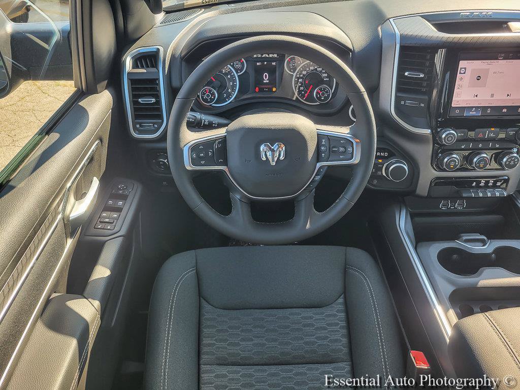 New 2026 RAM 1500 Big Horn AWD/4WD image 18