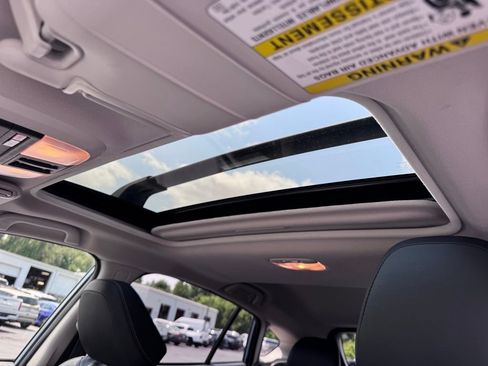 Used 2019 Subaru Crosstrek 2.0i Limited w/ Moonroof Package w/Navigation AWD/4WD image 14
