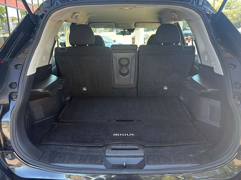 Used 2020 Nissan Rogue S AWD/4WD image 19