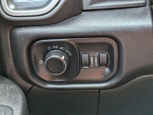 Used 2019 RAM 4500 Tradesman image 16