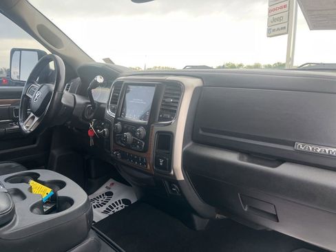 Used 2018 RAM 2500 Laramie AWD/4WD image 16