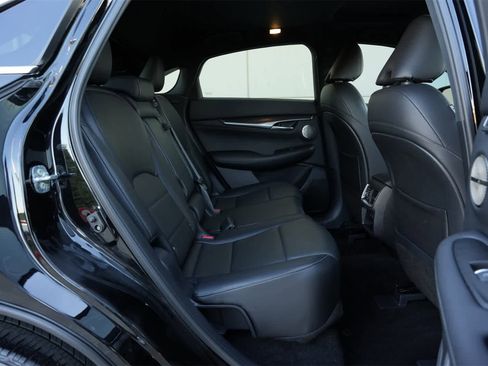 Used 2024 INFINITI QX55 Essential w/ Accent Package image 21