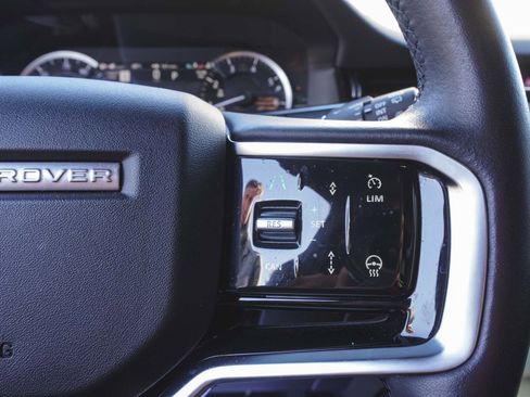 Used 2023 Land Rover Range Rover Evoque SE image 24