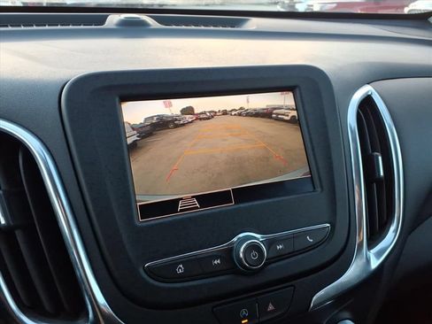 Used 2024 Chevrolet Equinox LT AWD/4WD image 24